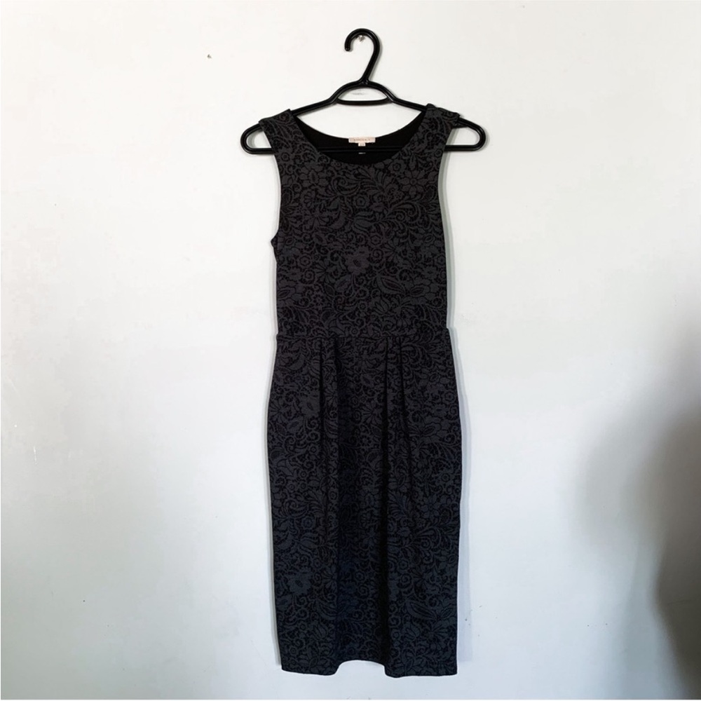 Bordeaux • Dress